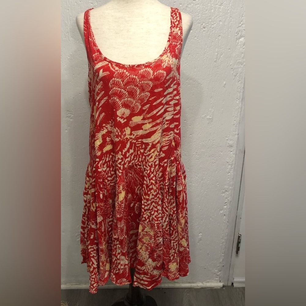 Lost in the 🔥 Free People Scoop Neck Sleeveless Beach Print Dress Red XS - Picture 7 of 14